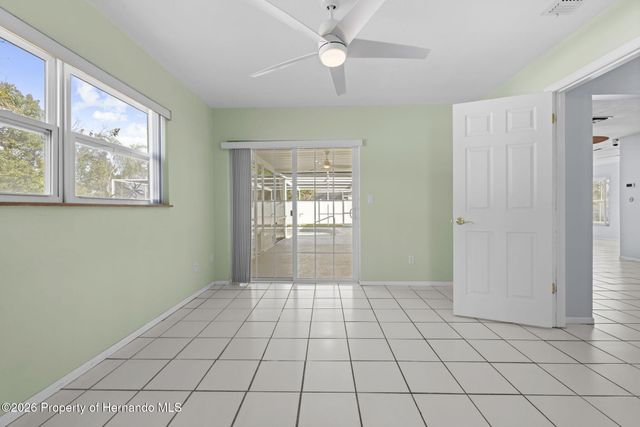 6135 Alderwood Street, Spring Hill, FL 34606