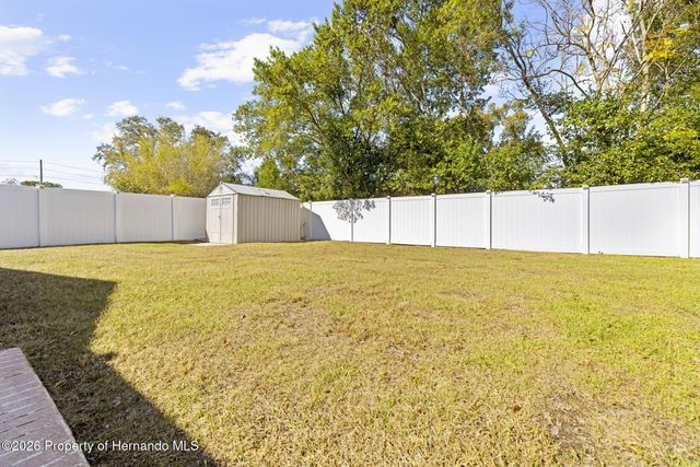 6135 Alderwood Street, Spring Hill, FL 34606