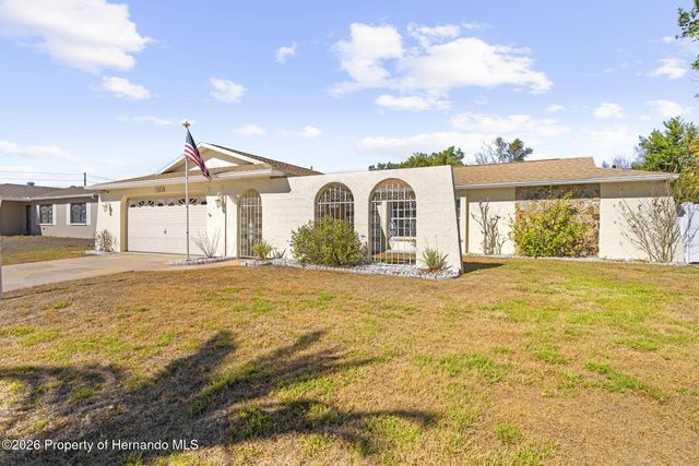 6135 Alderwood Street, Spring Hill, FL 34606