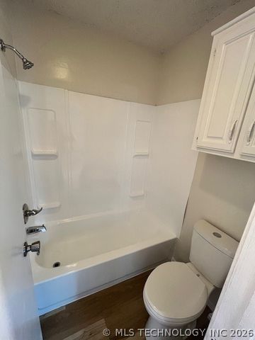12011 E 89th Place North, Owasso, OK 74055