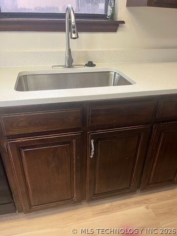 12011 E 89th Place North, Owasso, OK 74055