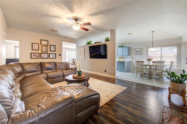 5143 W Harrow Drive, Houston, TX 77084