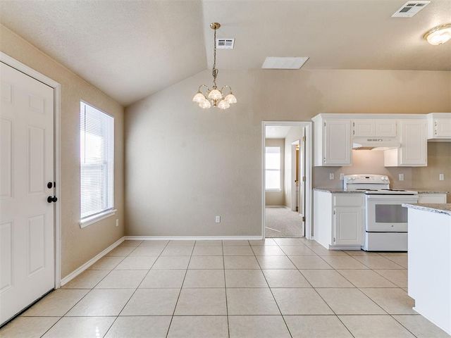 704 NW 21st Street, Moore, OK 73160