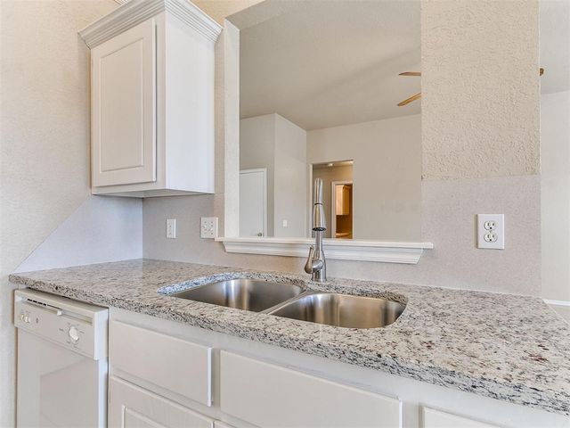 704 NW 21st Street, Moore, OK 73160