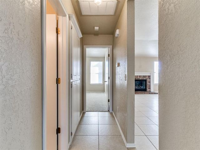 704 NW 21st Street, Moore, OK 73160