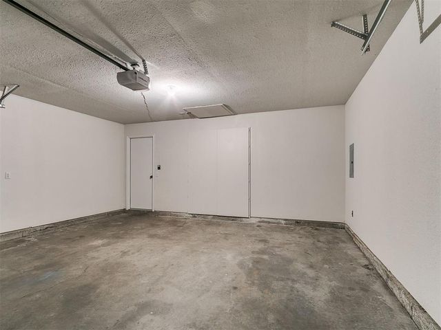 704 NW 21st Street, Moore, OK 73160