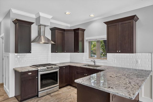 28000 Worthington Street, Saint Clair Shores City, MI 48081