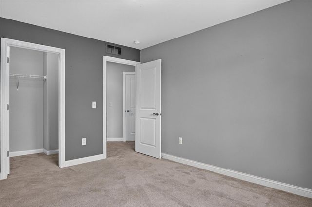 28000 Worthington Street, Saint Clair Shores City, MI 48081