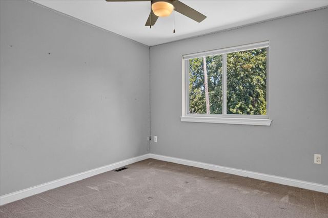 28000 Worthington Street, Saint Clair Shores City, MI 48081