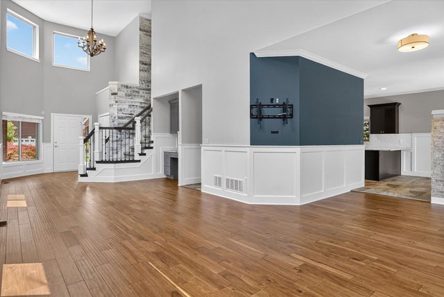 28000 Worthington Street, Saint Clair Shores City, MI 48081