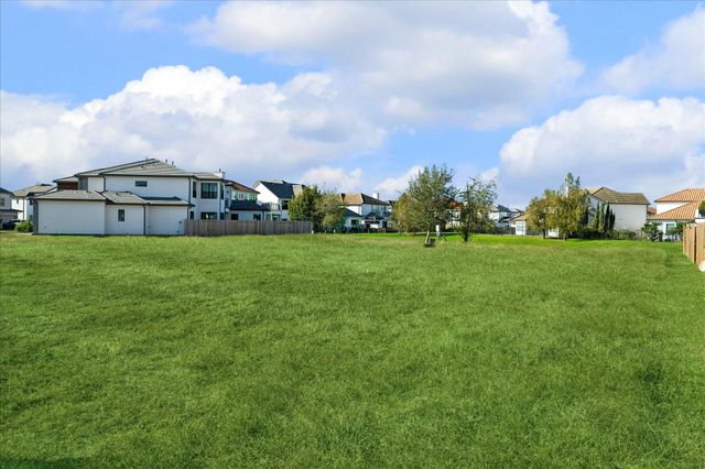 2322 Camden Creek Lane, Houston, TX 77077