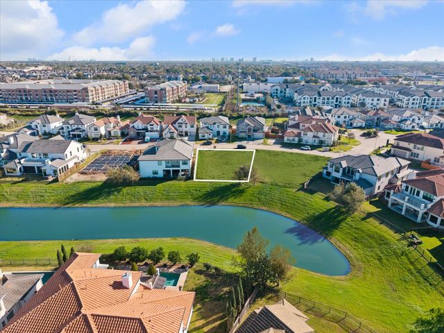 2322 Camden Creek Lane, Houston, TX 77077