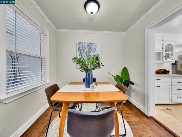 2860 Laguna St, Concord, CA 94518