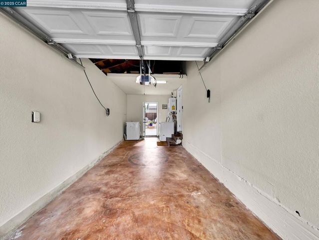 2860 Laguna St, Concord, CA 94518
