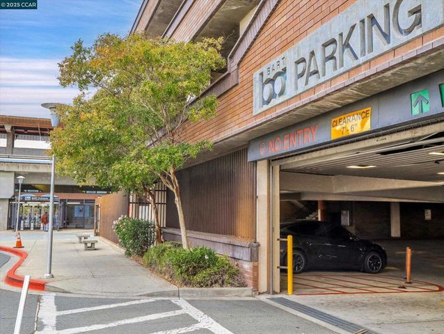 2860 Laguna St, Concord, CA 94518