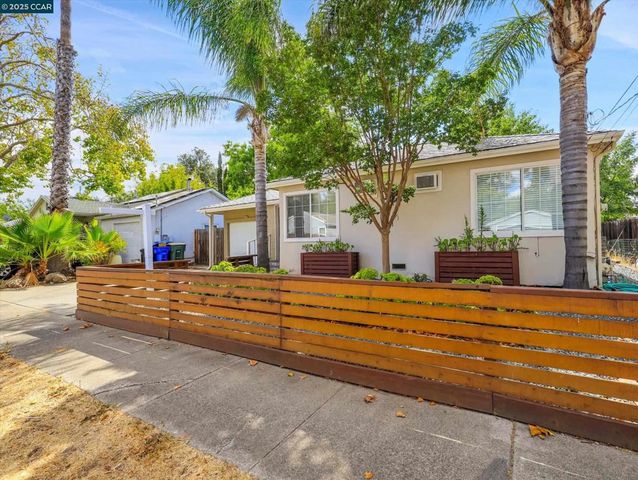 2860 Laguna St, Concord, CA 94518