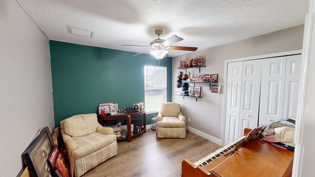 201 NE Faring Avenue, Port St. Lucie, FL 34983