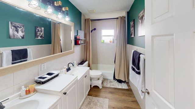 201 NE Faring Avenue, Port St. Lucie, FL 34983