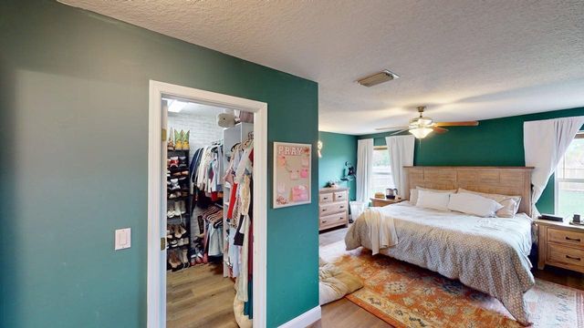 201 NE Faring Avenue, Port St. Lucie, FL 34983