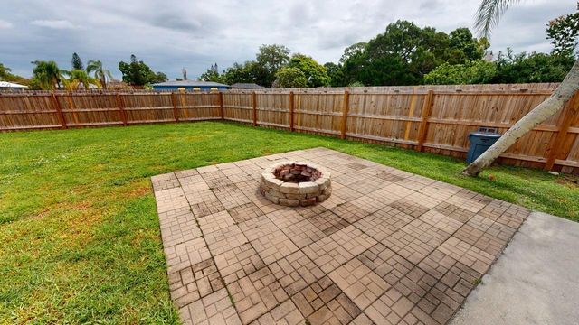 201 NE Faring Avenue, Port St. Lucie, FL 34983