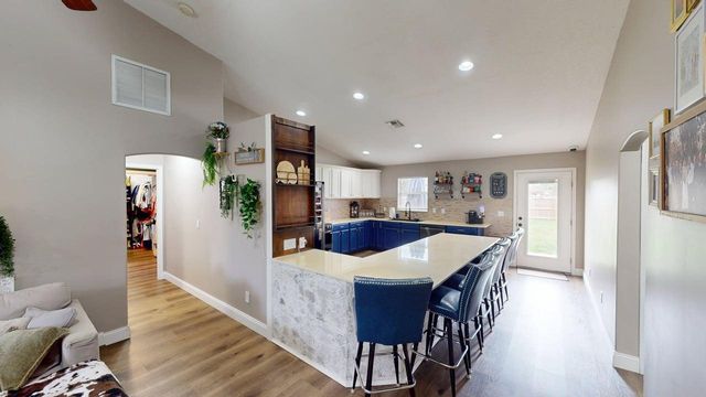201 NE Faring Avenue, Port St. Lucie, FL 34983