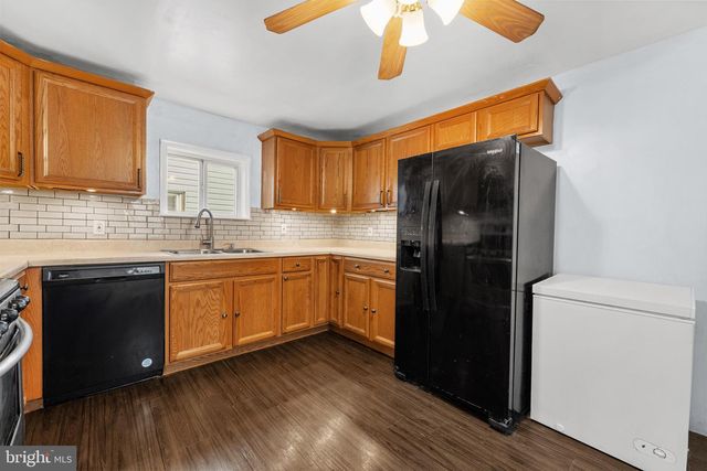 578 SWAIN ST, Bristol, PA 19007