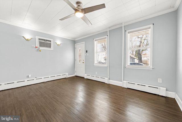 578 SWAIN ST, Bristol, PA 19007