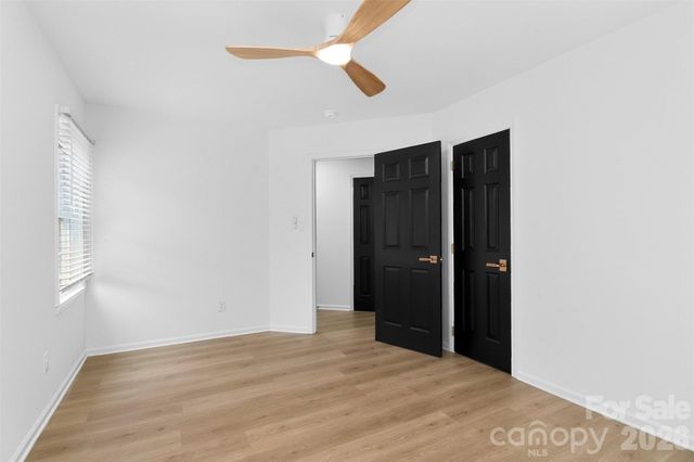 1943 Watlington Drive, Charlotte, NC 28270