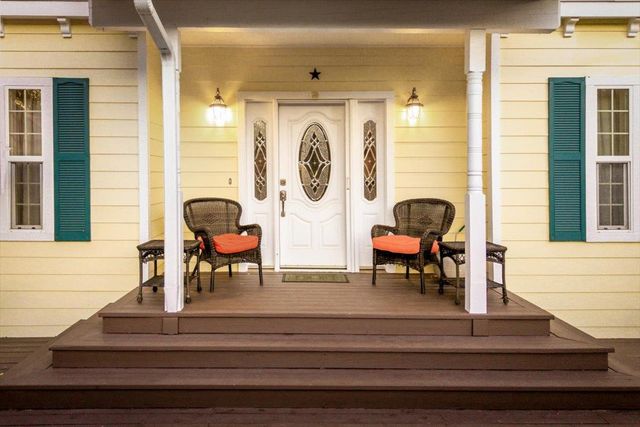 20114 Tiger Tail Rd, Grass Valley, CA 95949