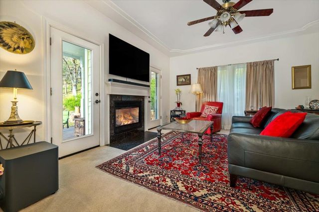 20114 Tiger Tail Rd, Grass Valley, CA 95949