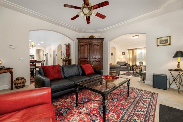 20114 Tiger Tail Rd, Grass Valley, CA 95949