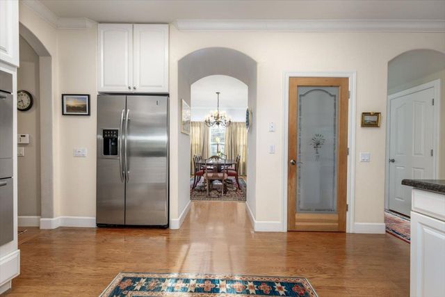 20114 Tiger Tail Rd, Grass Valley, CA 95949