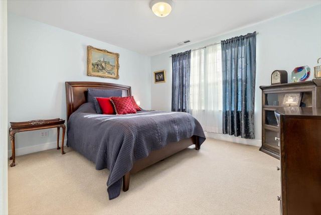 20114 Tiger Tail Rd, Grass Valley, CA 95949