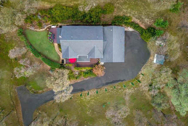 20114 Tiger Tail Rd, Grass Valley, CA 95949