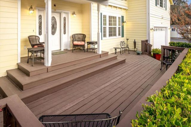 20114 Tiger Tail Rd, Grass Valley, CA 95949