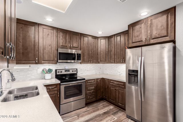 10864 W SANTA FE Drive, Sun City, AZ 85351