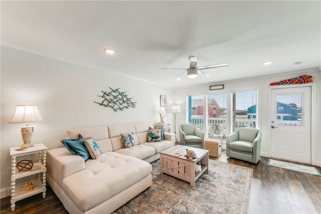 800 Access Road 1-A 305, Port Aransas, TX 78373