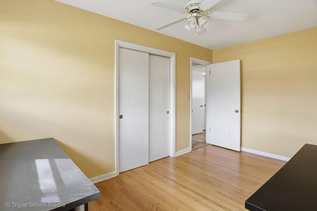 492 1st Avenue, Des Plaines, IL 60016