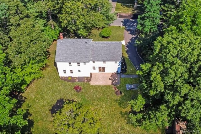 30 New Mill Road, Smithtown, NY 11787