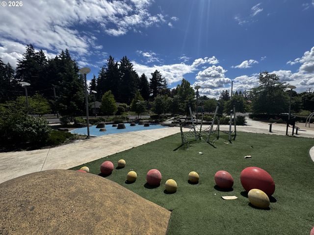 10345 Ne CLACKAMAS St 22, Portland, OR 97220