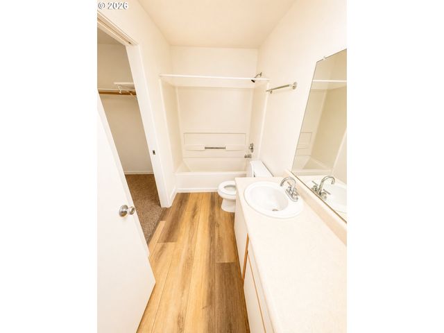 10345 Ne CLACKAMAS St 22, Portland, OR 97220