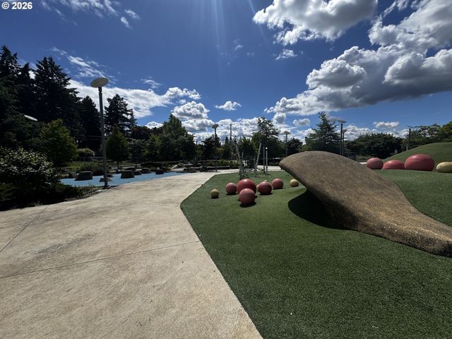 10345 Ne CLACKAMAS St 22, Portland, OR 97220