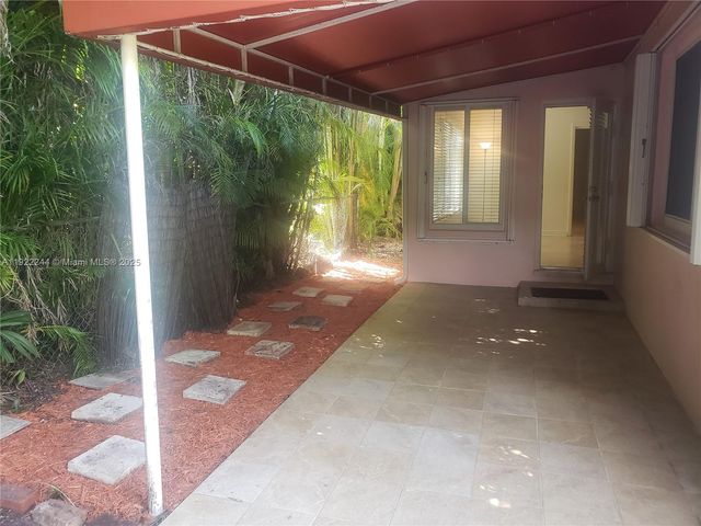809 Almeria Ave, Coral Gables, FL 33134