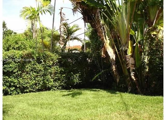 809 Almeria Ave, Coral Gables, FL 33134