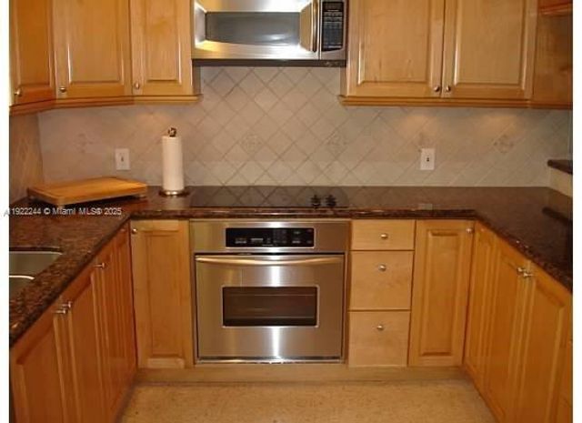 809 Almeria Ave, Coral Gables, FL 33134