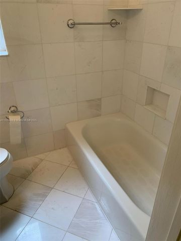 809 Almeria Ave, Coral Gables, FL 33134