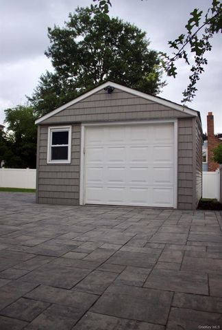 311 Atlantic Avenue, Freeport, NY 11520