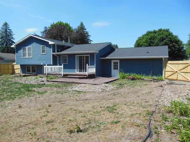 412 Wilcox Parkway, Clare, MI 48617