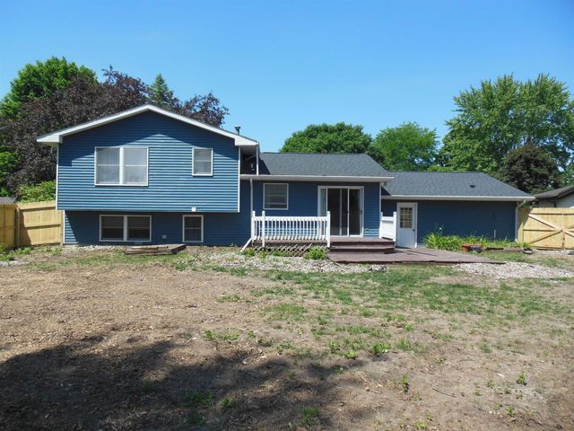 412 Wilcox Parkway, Clare, MI 48617