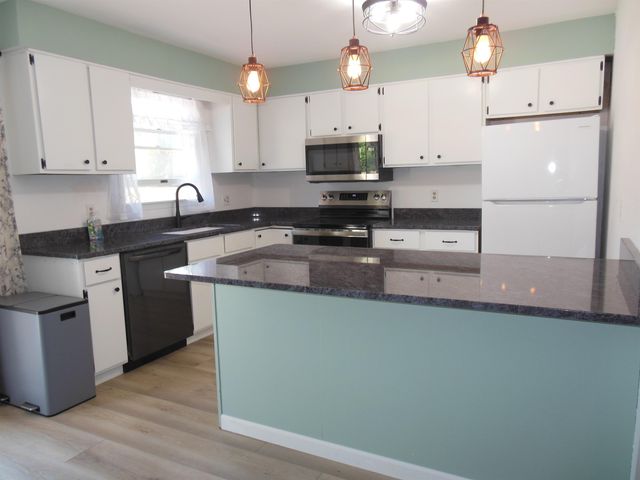 412 Wilcox Parkway, Clare, MI 48617